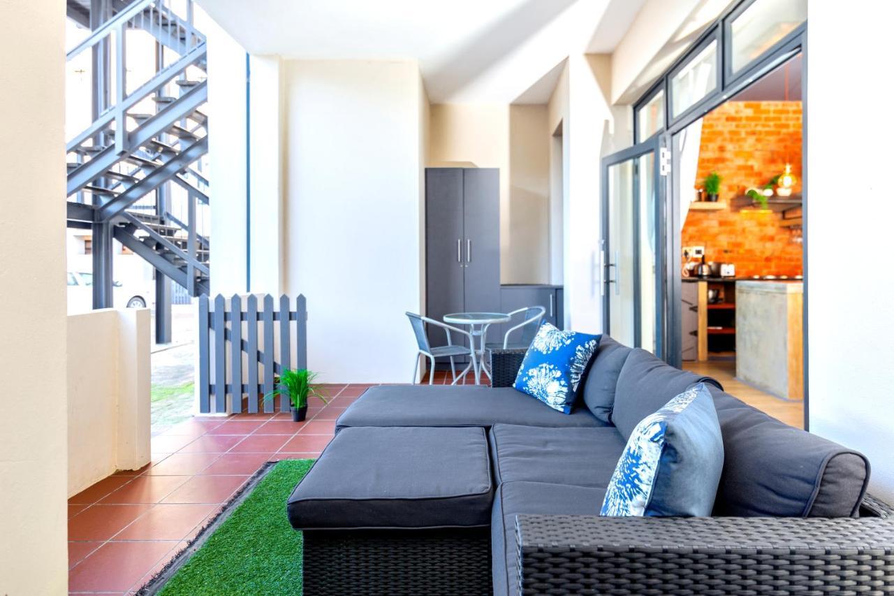 Apartment 10 Oyster Walk