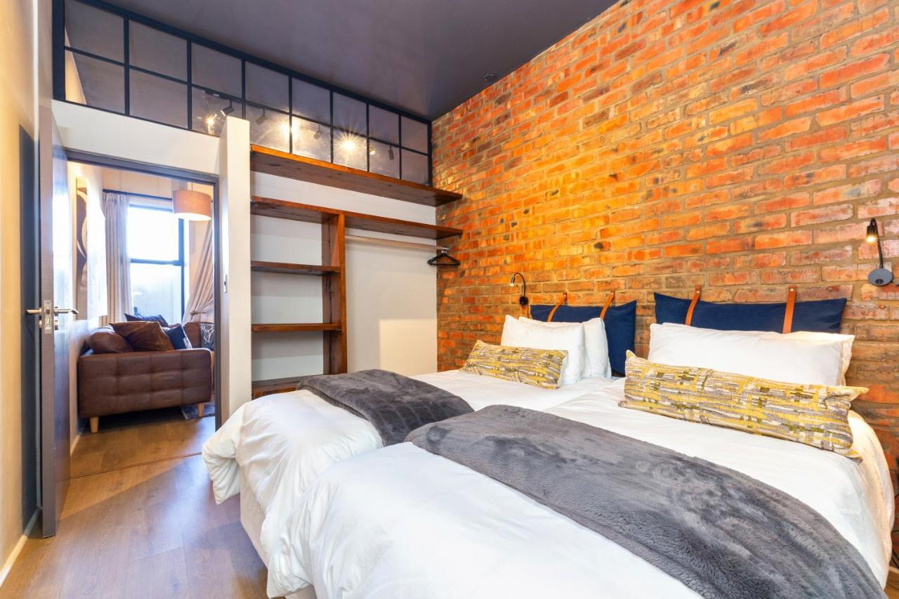 10 Oyster Walk Apartment