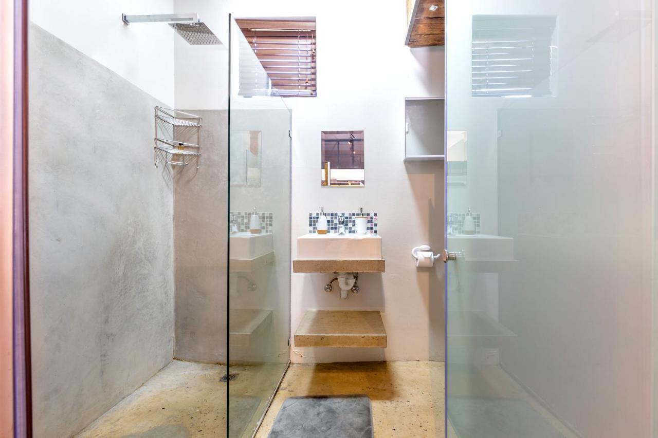 Apartment 10 Oyster Walk