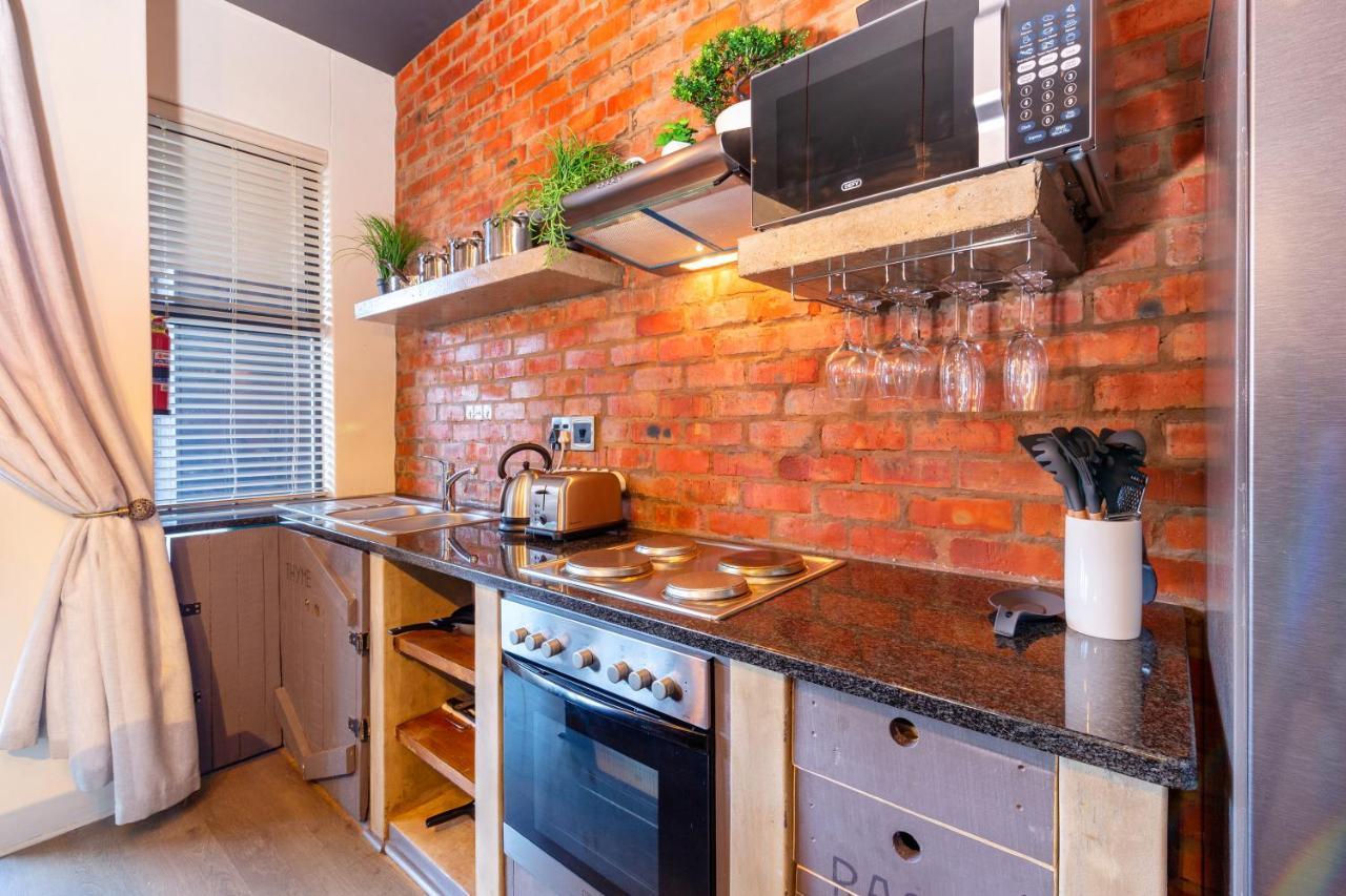 Apartment 10 Oyster Walk
