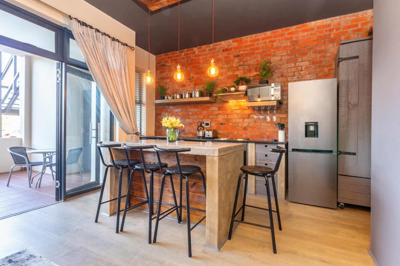 10 Oyster Walk * Knysna